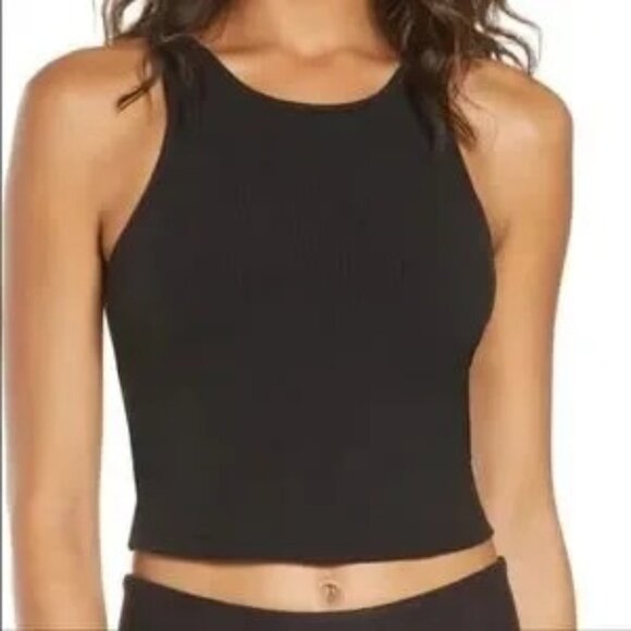 Vuori Tops - Vuori Black Plyo Crop Ribbed Tank Top Built In Bra Size XS